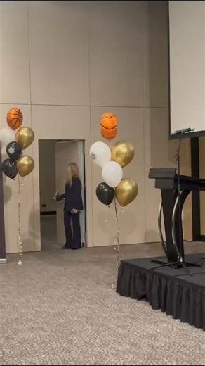 kosarka24 - Ženska košarka on Instagram: "KŽK Partizan pod sloganom "Jedna duša, jedan tim" na svečanom koktelu promovisao kalendar za 2026. godinu"