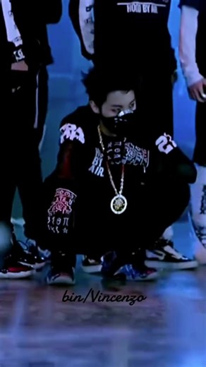 #防弾少年団 NO MORE DREAM #MV #BTS 2013年 This may not be translated correctly for international viewers. Thank you for watching. Username bin/Vincenzo #OT7 Male BTS fan
