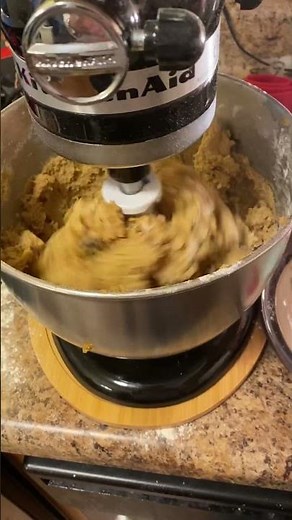 KitchenAid Classic Mixer 2025 Review 🖤 | #1 Stand Mixer in the World? Worth It or Not?