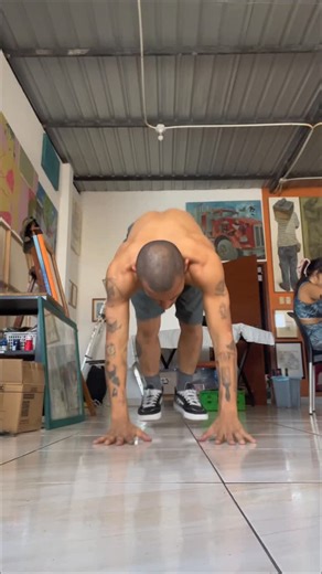 Daniel Ochoa / Mentor en masculinidad y propósito on Instagram: "Dale com todo mi bro , con lo que tengas 👊 #enfoque #disciplina"