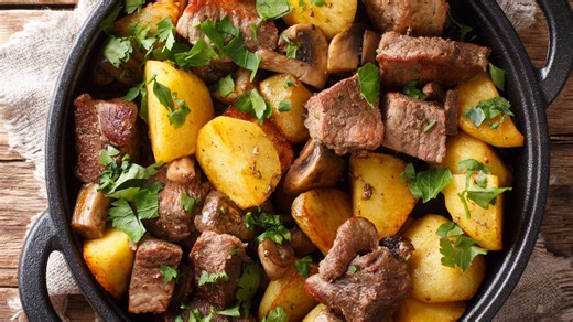 Brassói aprópecsenye gombával keverve: örök kedvenc modern köntösben