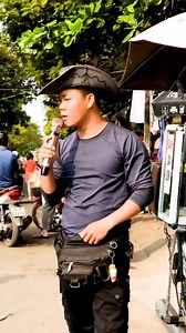ANH CHÀNG BÁN BÁNH DA LỢN ĐỐN TIM CẢ KHU CHỢ VỚI GIỌNG CA NGỌT HƠN MÍA CR: HƯƠNG CỎ LẠ | Tiếng Hát Đường Phố