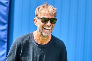 Sky, DAZN, RTL und Co.: So schaust du Fußball in der Saison 2025/26
