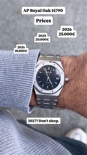 Salvatore Watchalia on Instagram: "Soon online! First dibs welcome🔥 Audemars Piguet Royal Oak 14790 in a heavy set! Box, Papers, Warranty Card, First Owner invoice, dark blue dial, sick condition. What you need more?⬇️ During Covid AP crash in 2023, prices reached the bottom. Interest increased heavily in the past 12 months! Don’t sleep and grab yours before you’re outperformed📈 #royaloak #14790 #ap"