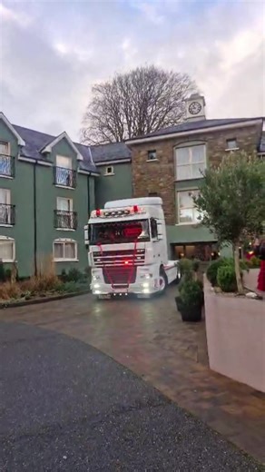 Unique Wedding Transportation Ideas with Trucks