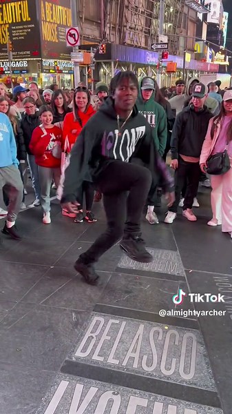 Mastering the Jagger Moves: TikTok Dance Tutorial