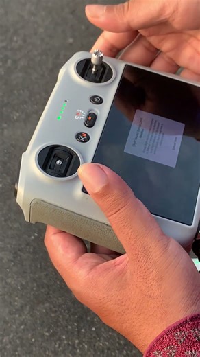 dji rc remote 2 #dronevideo #drone #dji #djimini3