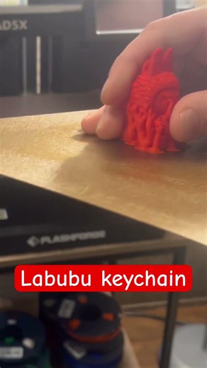 This labubu is creepy! #labubu #keychain #3dprinting