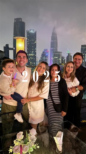 The Digital Nomad Familia ✈️ on Instagram: "February 1st, and our 2025 recap reel is barely making it to the feed 😅 better late than never haha 2025 had some of the highest highs & lowest lows, but we believe it all has great purpose in the end. We were stretched and felt the growing pains, but also enjoyed the bliss and joy that this year carried our way. Here is to many more years building a life we love 🤎 2026 we are so ready for you ✨ Recap reel, San Cristobal de las Casas, Mexico, Texas, 