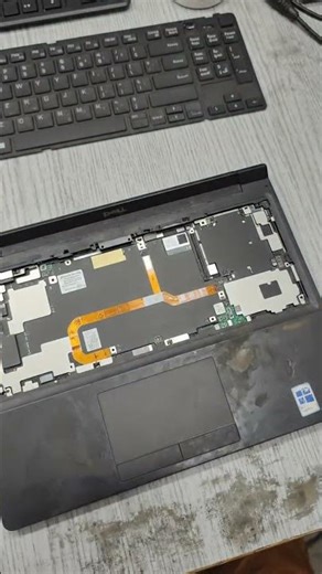 Laptop keyboard replacement #laptop #laptopvspc #tech #computer #computertechnic #tech