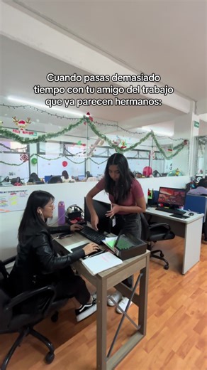 El trabajo: Tu segundo hogar con humor
