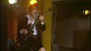 AC/DC - Bad Boy Boogie - Live in Apollo Theatre, Glasgow, April 1978 HD video 👍