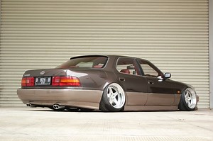 Begini Modifikasi Interior Lexus LS400 Asal Solo, Kontras Sob! - Gridoto