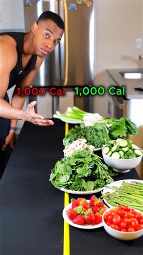 1,000 calories of junk food VS 1,000 calories of healthy food ❌✅ #foodcomparison #fatloss