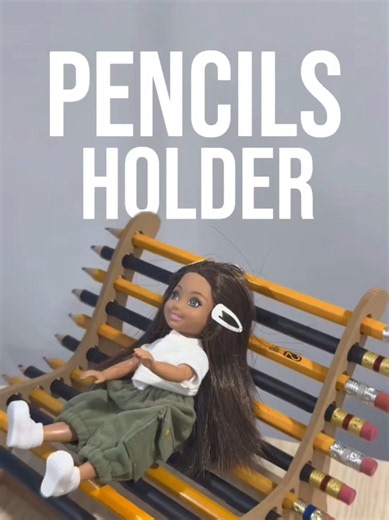 Barbie called. She wanted a better chair. 💅✨ Printer: SPARKX i7 Filament: Creality Hyper PLA RFID Shoutout to @Suvidi Model From Creality Cloud: 🔍 57985495 #creality #sparkxi7 #3dprinting #barbie #pencilbench