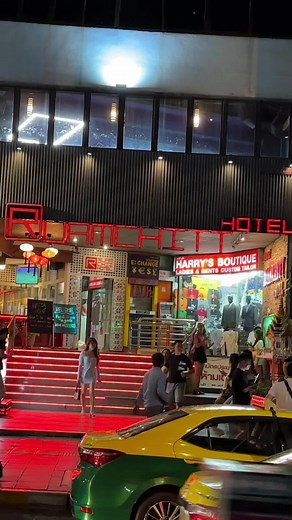 Thermae Cafe , Bangkok #bangkok #thailand #nightlife #themae