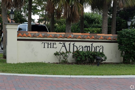 725 N A1A, Jupiter, FL 33477 - Jupiter Fishing Village Office Space | LoopNet