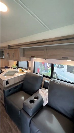 New 2023 Winnebago Vista NPF (National Park Foundation) RV #classa #rving #winnebago