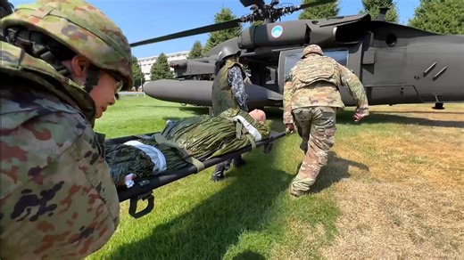 【U.S. Japan TC3 Medical Exercise】 Medical personnel from the U.S. Army and the Japan Ground and Air Self-Defense Forces recently completed a training exercise on Sagami General Depot that tested their skills in a series of fast-paced, high-pressure scenarios. The event incorporated training aids, equipment, and even military aircraft to present the trainees with a realistic environment to maximize the effectiveness of the event. 🎥Daisuke Sato, U.S. Army Garrison Japan Public Affairs #USArmy #AM