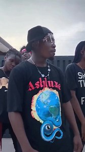 386K views · 10K reactions | Non Living Thing ft Oxlade dance performance by Dancegod Lloyd and his crew check it out. Don't forget to stream the album as well. https://ziikimedia.lnk.to/no-pressure | Sarkodie | Facebook