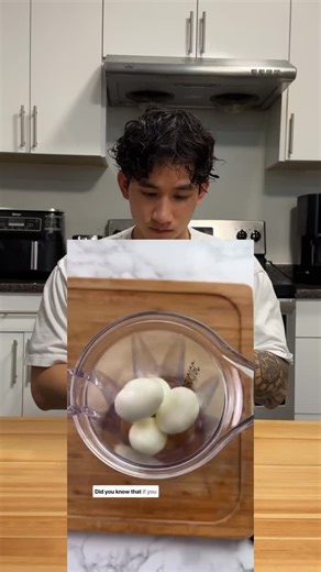 Robert Nguyen on Instagram: "Win or Bin Series -🍫 Protein Chocolate Pudding Servings: 1 Chill Time: ~2 hours 🔹 Macros (whole bowl) * Calories: 511 kcal * Carbs: 43 g * Fat: 24 g * Protein: 40 g 🥘 Ingredients * Eggs (used as the protein base — do not overcook) * Cocoa powder (start with 4 tbsp, adjust to taste) * Milk of choice * Sweetener of choice (to taste) (Exact quantities can be adjusted based on preference — macros reflect your final version.) 👨‍🍳 Instructions 1. Add all ingredients t