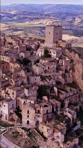 🇮🇹 Craco, Italy: Haunting Ruins of the Ghost Town ✨