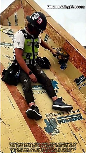 경사진 지붕 파라펫 합판 원형톱 재단 작업 #worker #process #roofing #circularsaw #carpentry