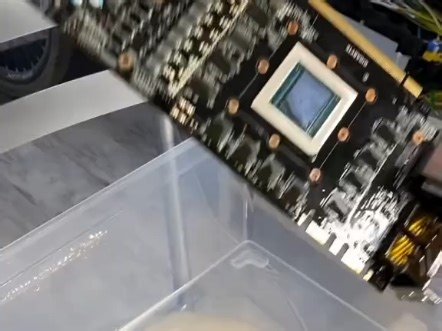 显卡深度清洁示范