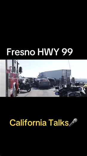 17 cars crashed 1 killed #californiatalks #news #noticias #accident #fresno559