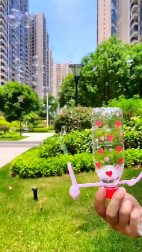 DIY Bubble Machine: Fun Craft for All Ages