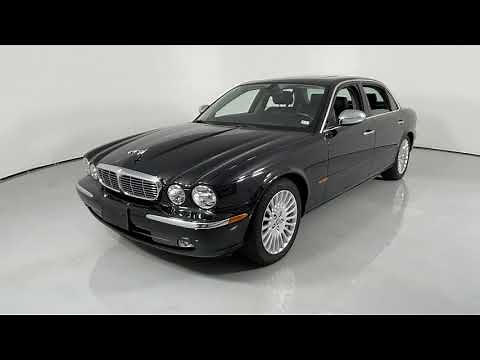 2005 Jaguar XJ8 For Sale