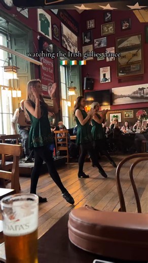 Layla on Instagram: "Was great to watch a traditional Irish dance show, the girls were great & I was amazed with how light they move on their feet with Irish dancing & how good their posture is. Loved watching this it was such a vibe at 📍Merchants arch, Dublin #irishdanceshow #irishdancing #irishdance #ireland #travel"