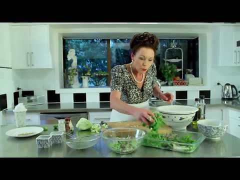 Cooking Tutorial: How to Make a Microgreen Salad