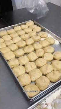 Modal Resep Dari Youtube, Kini Bisa Produksi 2.000 Roti Maryam Per Hari