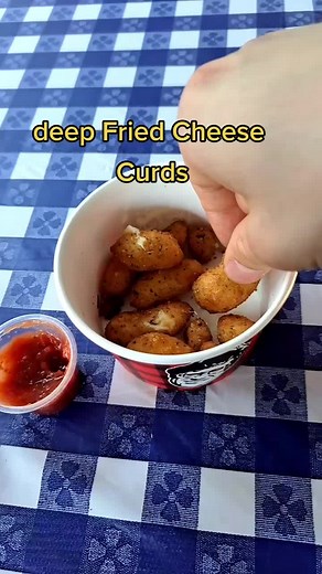 Delicious Deep Fried Cheese Curds Recipe