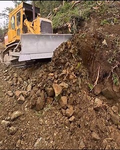 What Are The Working Principles Of The CAT D7G Dozer And How Does It Spend Its Day #bulldozer | Grader Construction