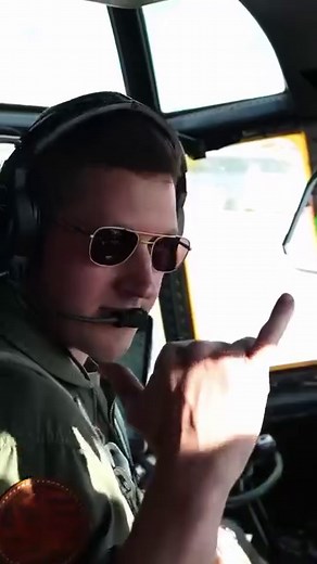 Go Navy, Beat Army! #flynavybeatarmy #americasgame #armynavygame #gonavybeatarmy | Marine Corps Recruiting Station Twin Cities