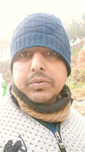 fast running and toe touch jump in swimming pool 😳 #mermaidpool #mermaidpool #basketball #stitch