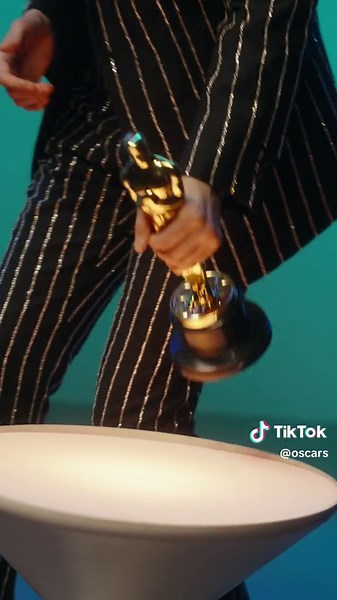 Justine Triet & Arthur Harari, Best Original Screenplay winners for 'Anatomy of a Fall.' #oscars #oscars2024 #anatomyofafall #screenplay #screenwriting #bestoriginalscreenplay #justinetriet #arthurharari #academyawards #didshedoit