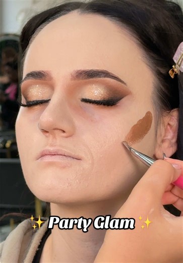 Stunning Glitter Eye Makeup Tutorial