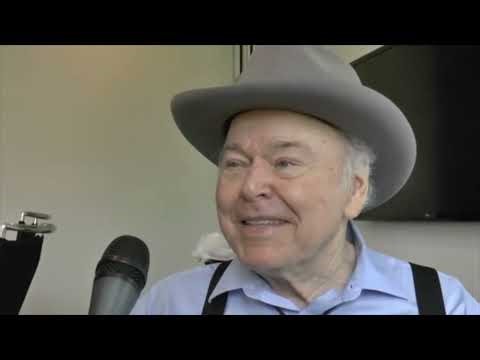 Roy Clark Interview Before the American Eagle Awards | Commentary & Historical Context