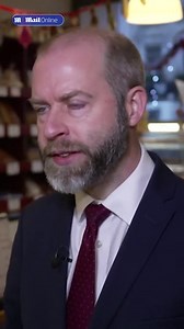 Business secretary Jonathan Reynolds urges public to 'stay inside'