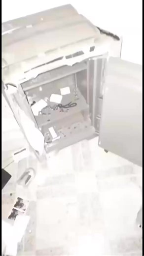 *جيش الاحتلال يسرق خزنة مالية خلال اقتحام أحد المنازل في بلدة اليامون غرب جنين* | فلسطين 24 Palestine