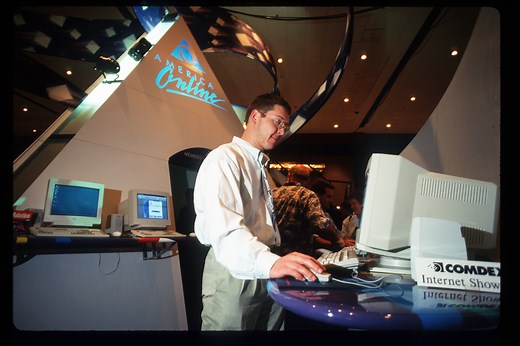 RE-AOL Is a Faithful Recreation of AOL 3.0