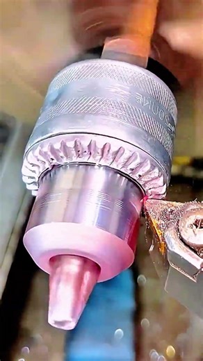 Achieving Perfection with Smart Lathe Techniques ⚙️ #MetalWorking #Education #Shorts