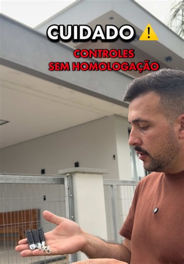 Cuidado com controles sem homologação. Esse do vídeo é o único que confio e tem homologação ANATEL #controledeportao #portao #controleportao #casa #utilidade