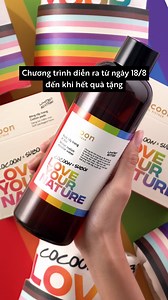 🌈 Mời bạn cùng khám phá bộ sưu tập “LOVE YOUR NATURE” của Cocoon và Suboi nhé! Ngoài sản phẩm chính là Nước tẩy trang bí đao phiên bản giới hạn với chiếc áo mới rực rỡ, Cocoon còn thiết kế thêm bông tẩy trang dạng túi mềm mại, áo thun dày dặn phù hợp với cả nam và nữ cùng với chiếc túi vải xinh xắn lấy cảm hứng từ lá cờ đa sắc của cộng đồng LGBTQ . Hy vọng các vật phẩm này sẽ góp phần lan tỏa nguồn năng lượng yêu thương và trân trọng các giá trị tốt đẹp tự nhiên trong con mỗi người chúng ta. Từ