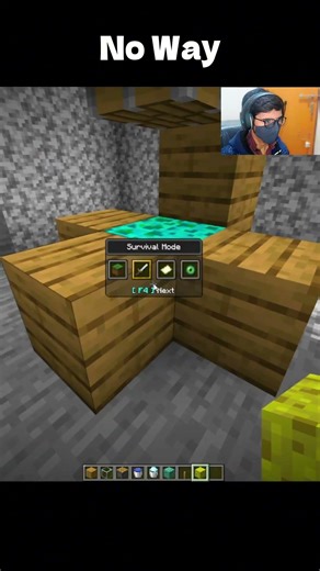 Minecraft Sponge Removes WATER 😳🌊 #minecraft