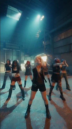 BAD LOVE Performance Video on YouTube💄 #HANA #BADLOVE