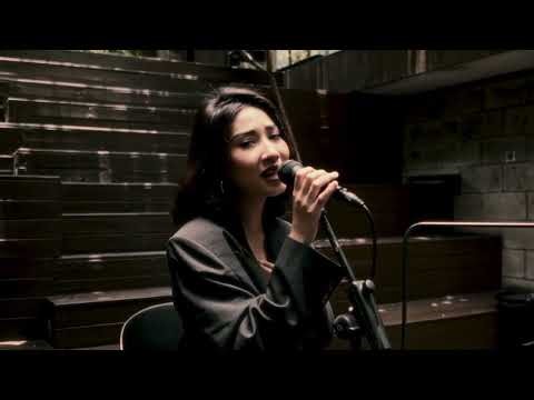 GADIS - In All Way (Live at Ruang Musik: Sudut Ke Sudut)